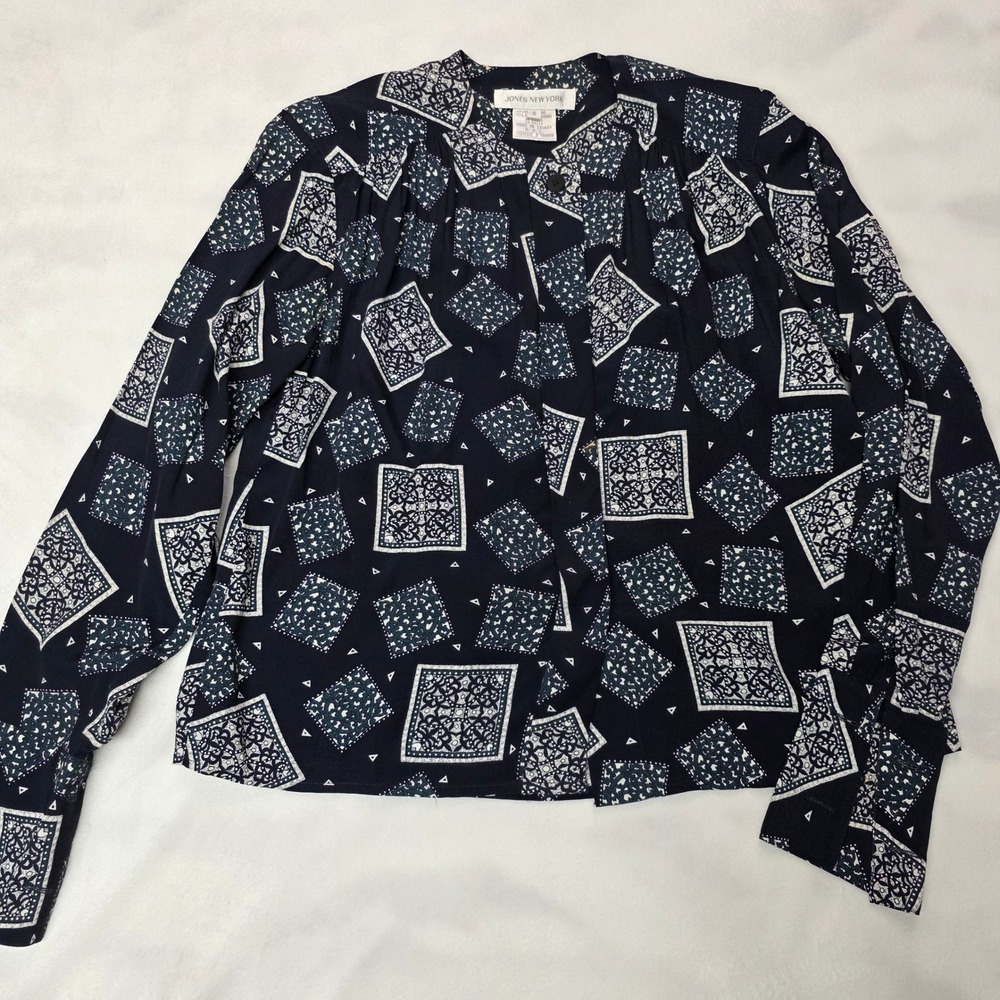 Jones‎ New York Blouse Women 8 Navy Blue Vintage Geometric Rayon Top GUC